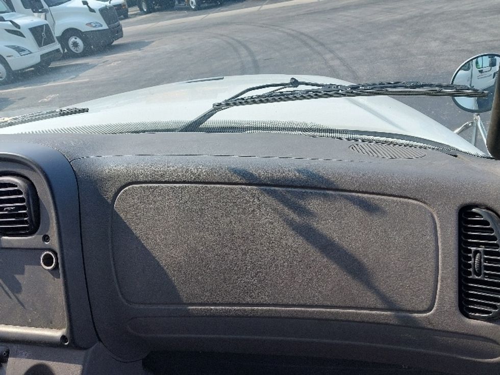 Medium Duty Box Truck-Light and Medium Duty Trucks-Freightliner-2021-M211242S-Kansas City-MO-531,600\n\t\tmiles-$ 56,750 - Image 21