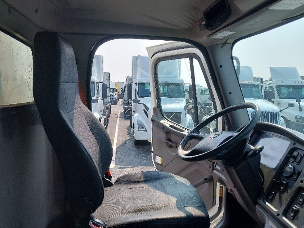 Medium Duty Box Truck-Light and Medium Duty Trucks-Freightliner-2021-M211242S-Kansas City-MO-531,600\n\t\tmiles-$ 56,750 - Image 22