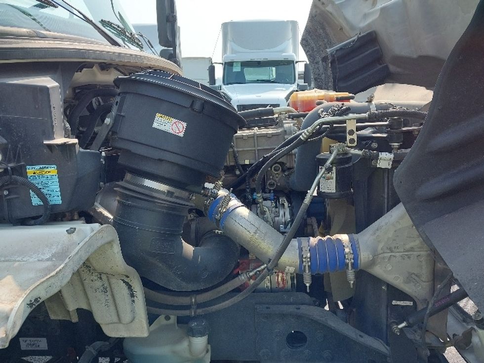 Medium Duty Box Truck-Light and Medium Duty Trucks-Freightliner-2021-M211242S-Kansas City-MO-531,600\n\t\tmiles-$ 56,750 - Image 23