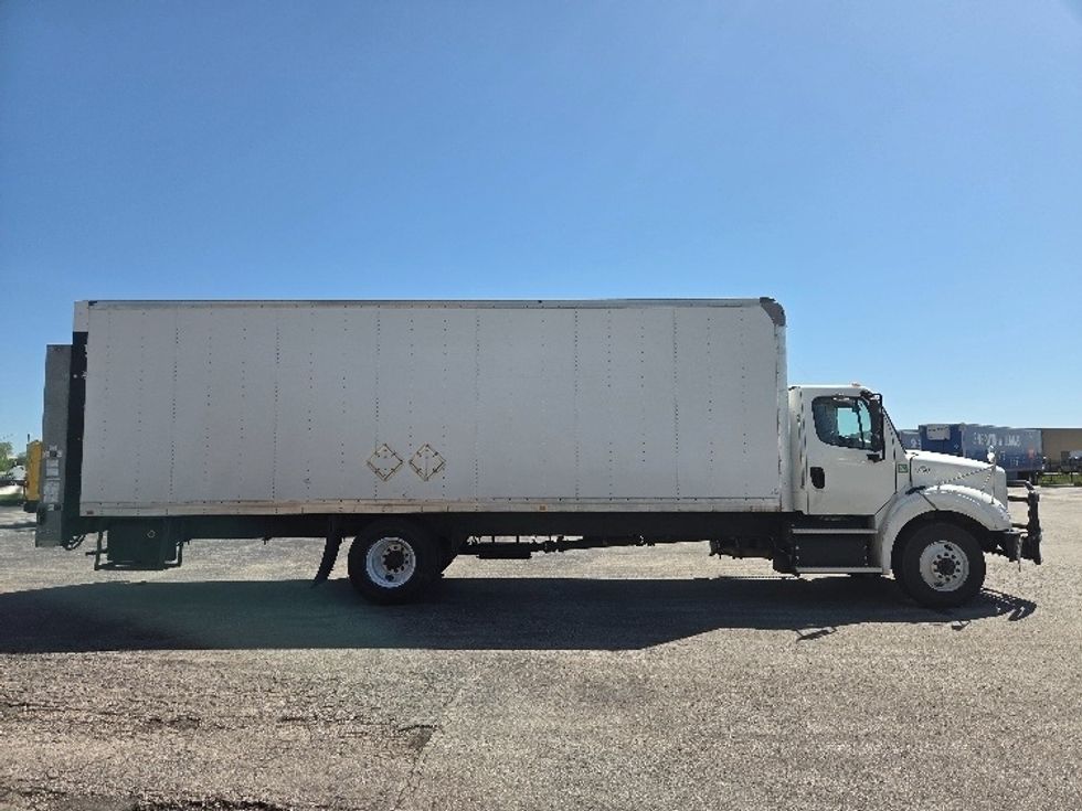 Medium Duty Box Truck-Light and Medium Duty Trucks-Freightliner-2021-M211242S-Kansas City-MO-590,843\n\t\tmiles-$ 65,000 - Image 15