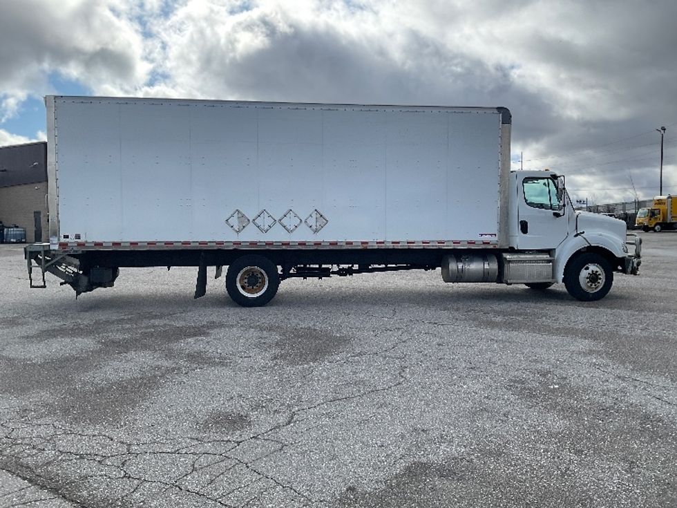 Medium Duty Box Truck-Light and Medium Duty Trucks-Freightliner-2021-M211242S-Lansing-MI-433,687\n\t\tmiles-$ 68,250 - Image 15