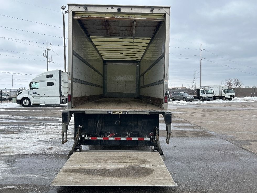 Medium Duty Box Truck-Light and Medium Duty Trucks-Freightliner-2021-M211242S-Lansing-MI-433,687\n\t\tmiles-$ 68,250 - Image 9