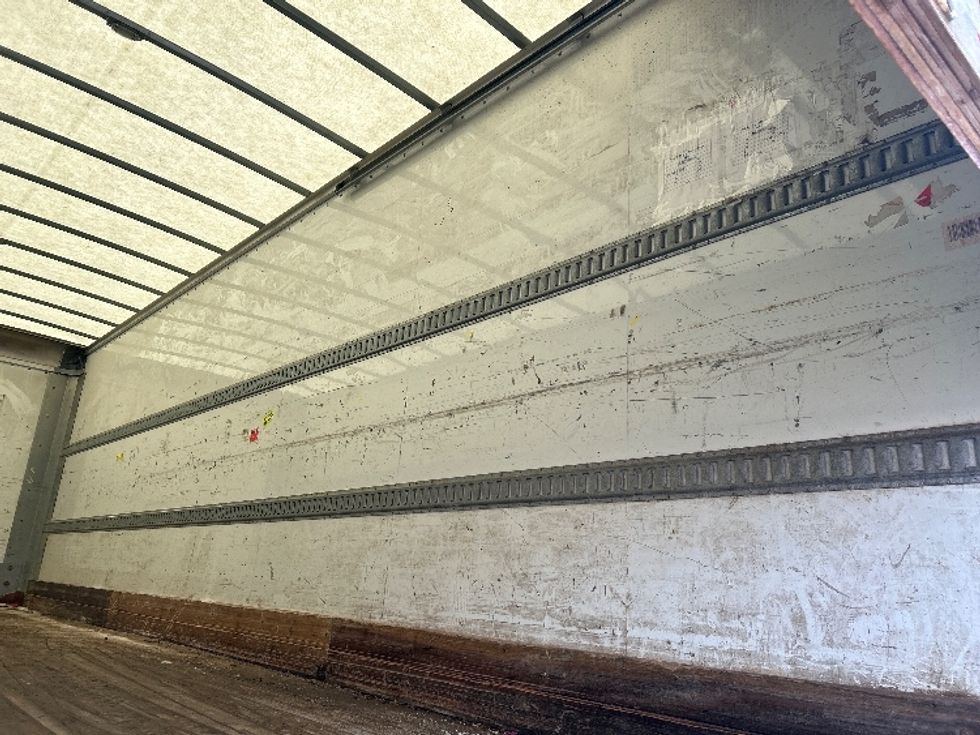 Medium Duty Box Truck-Light and Medium Duty Trucks-Freightliner-2021-M211242S-Lansing-MI-458,740\n\t\tmiles-$ 69,250 - Image 11