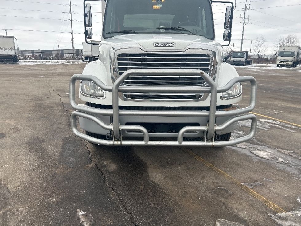 Medium Duty Box Truck-Light and Medium Duty Trucks-Freightliner-2021-M211242S-Lansing-MI-458,740\n\t\tmiles-$ 69,250 - Image 24