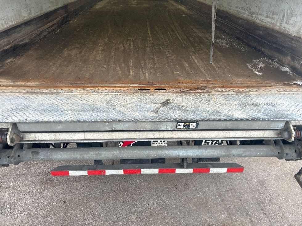 Medium Duty Box Truck-Light and Medium Duty Trucks-Freightliner-2021-M211242S-Lansing-MI-458,740\n\t\tmiles-$ 69,250 - Image 9