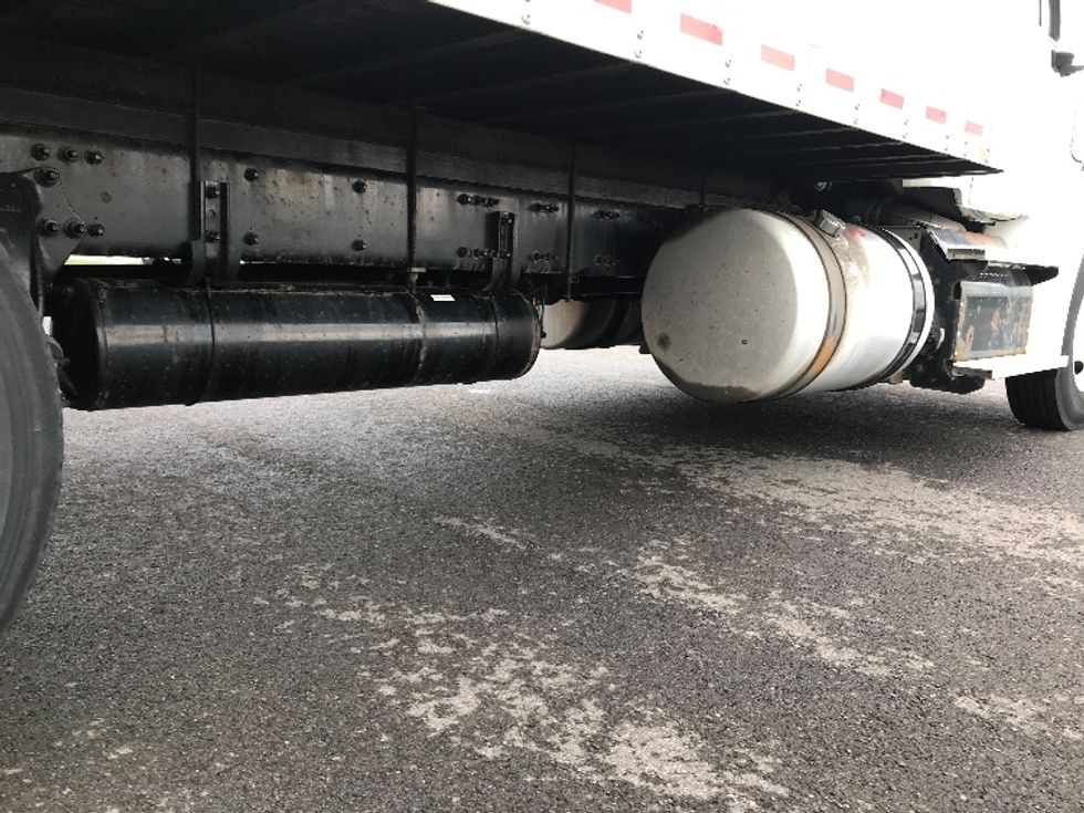 Medium Duty Box Truck-Light and Medium Duty Trucks-Freightliner-2021-M211264S-Piqua-OH-367,149\n\t\tmiles-$ 109,000 - Image 14