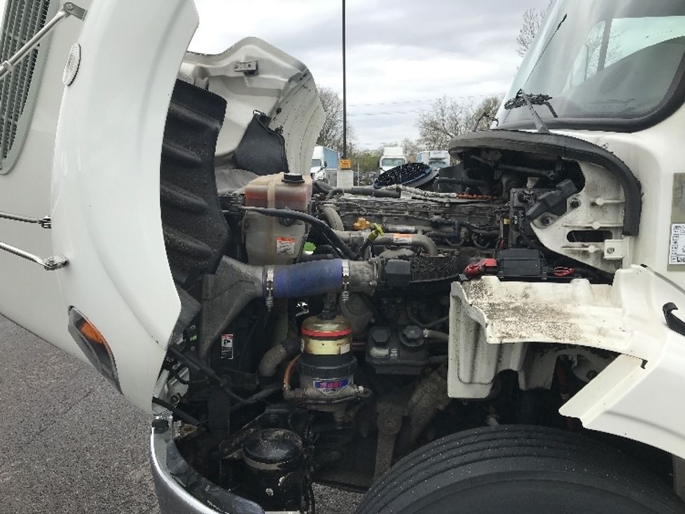 Medium Duty Box Truck-Light and Medium Duty Trucks-Freightliner-2021-M211264S-Piqua-OH-367,149\n\t\tmiles-$ 109,000 - Image 23