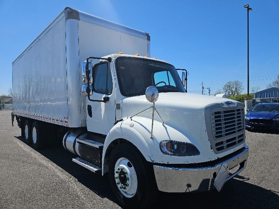 Medium Duty Box Truck-Light and Medium Duty Trucks-Freightliner-2021-M211264S-Piqua-OH-382,554\n\t\tmiles-$ 92,750 - Image 1