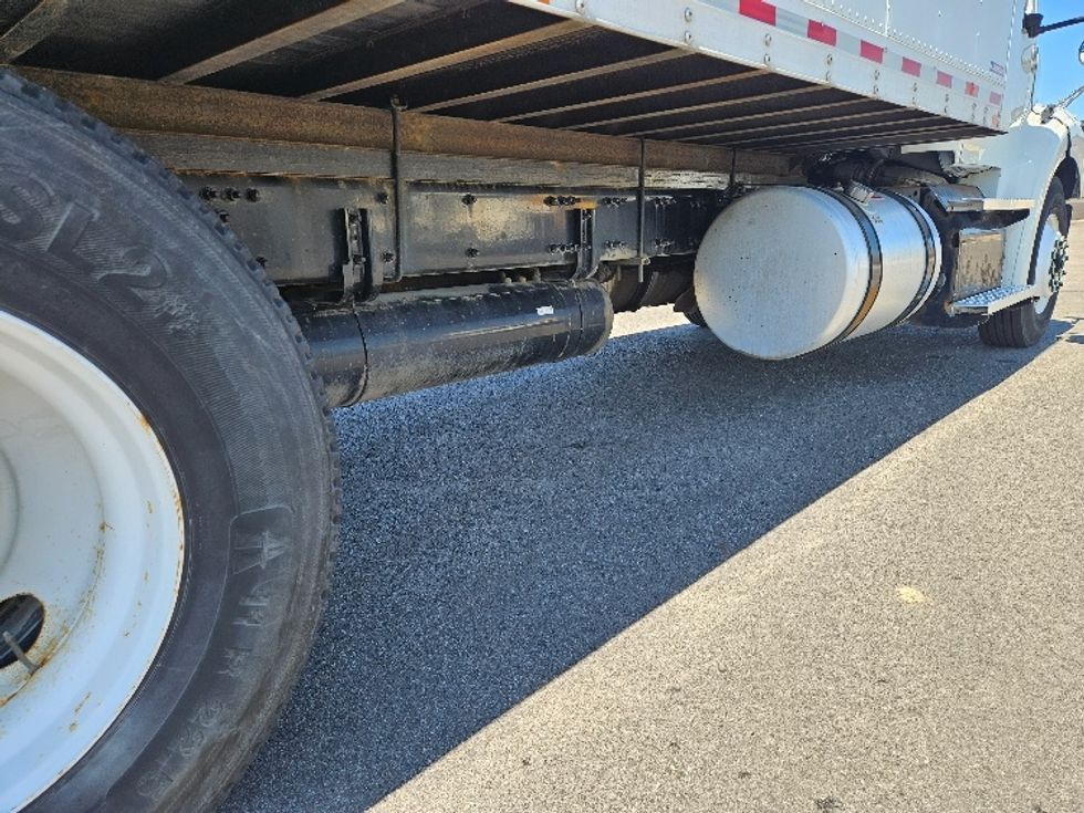 Medium Duty Box Truck-Light and Medium Duty Trucks-Freightliner-2021-M211264S-Piqua-OH-382,554\n\t\tmiles-$ 92,750 - Image 14