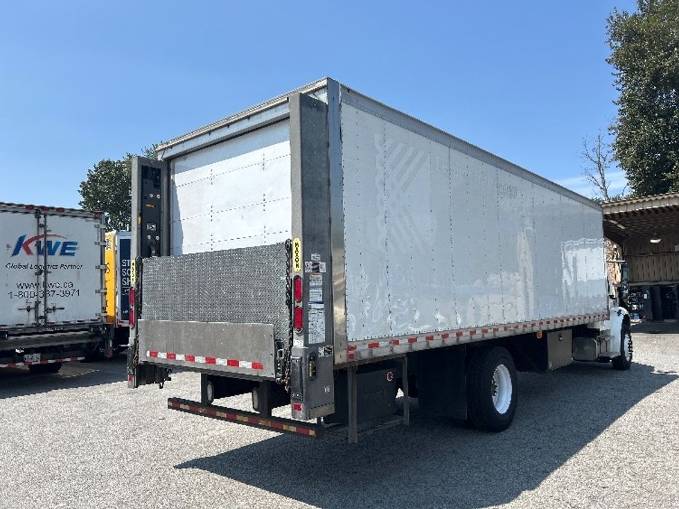Medium Duty Box Truck-Light and Medium Duty Trucks-Freightliner-2022-M2-Abbotsford-BC-280,927\n\t\tkm-$ 74,250 - Image 13