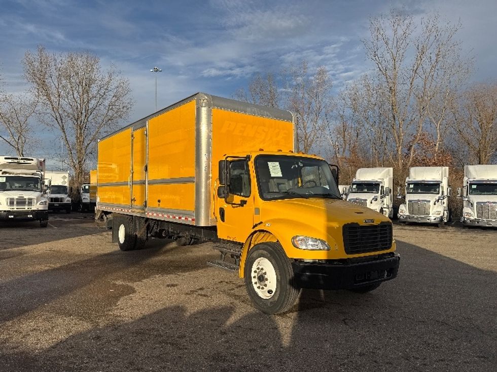 Medium Duty Box Truck-Light and Medium Duty Trucks-Freightliner-2022-M2-Akron-OH-125,282\n\t\tmiles-$ 71,750 - Image 1
