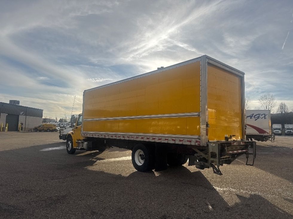 Medium Duty Box Truck-Light and Medium Duty Trucks-Freightliner-2022-M2-Akron-OH-125,282\n\t\tmiles-$ 71,750 - Image 6
