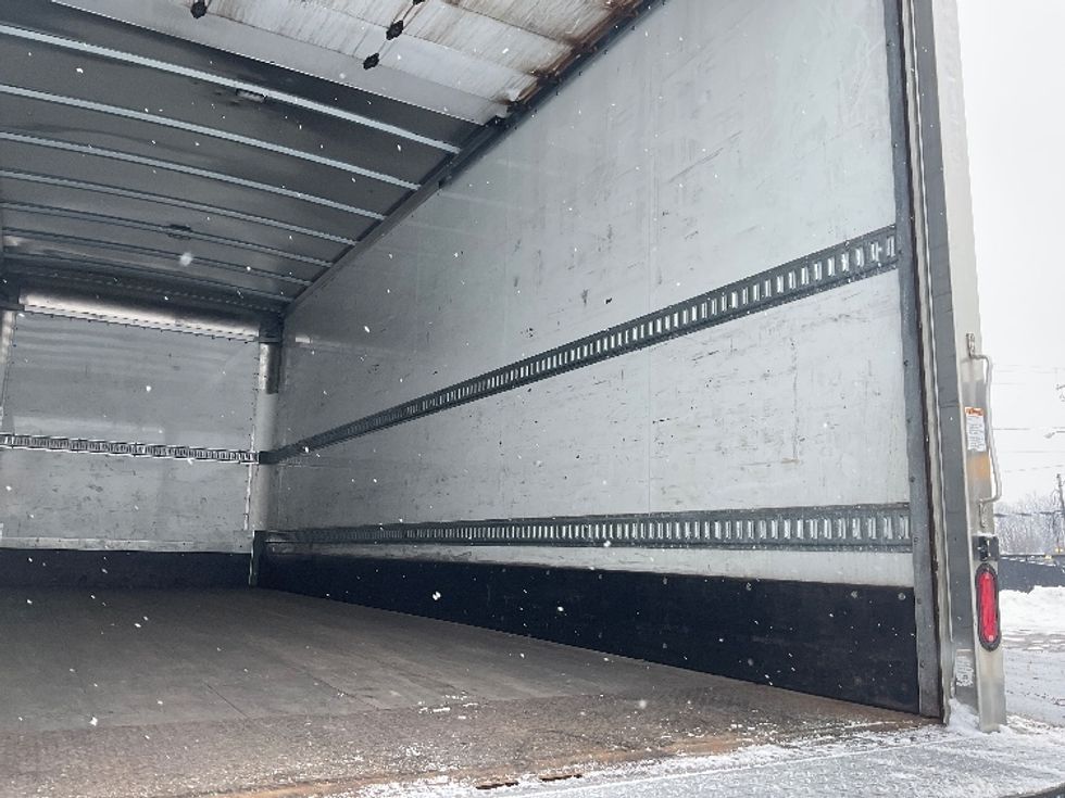 Medium Duty Box Truck-Light and Medium Duty Trucks-Freightliner-2022-M2-Akron-OH-185,989\n\t\tmiles-$ 57,750 - Image 12