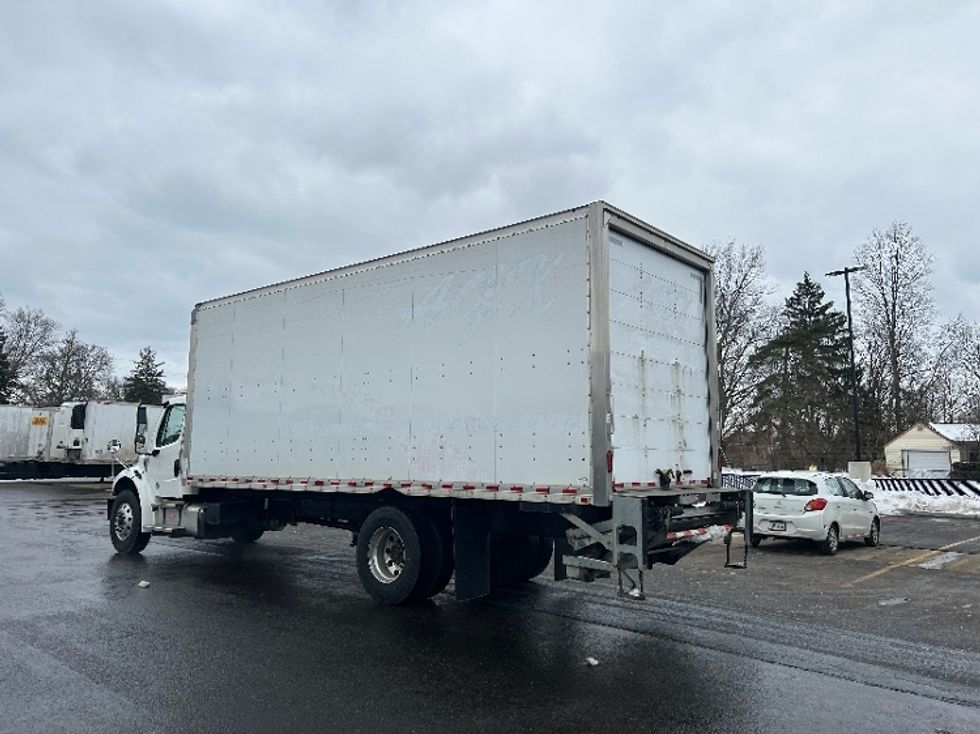 Medium Duty Box Truck-Light and Medium Duty Trucks-Freightliner-2022-M2-Akron-OH-185,989\n\t\tmiles-$ 57,750 - Image 6
