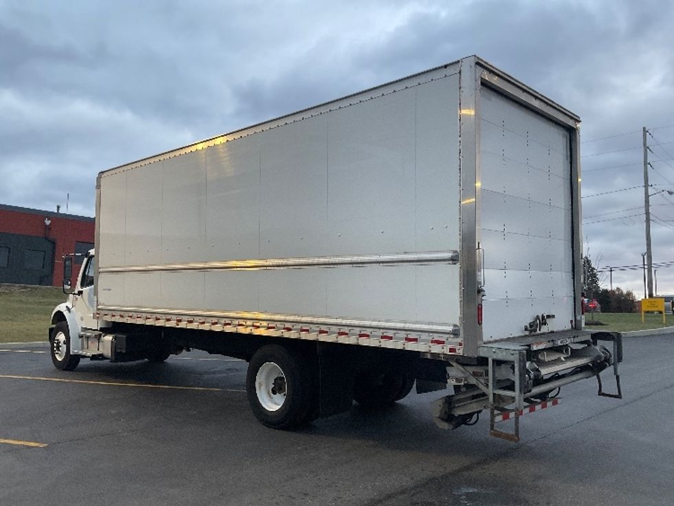 Medium Duty Box Truck-Light and Medium Duty Trucks-Freightliner-2022-M2-Akron-OH-189,095\n\t\tmiles-$ 54,750 - Image 6
