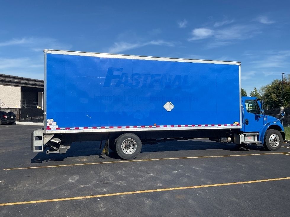 Medium Duty Box Truck-Light and Medium Duty Trucks-Freightliner-2022-M2-Akron-OH-196,223\n\t\tmiles-$ 50,750 - Image 14