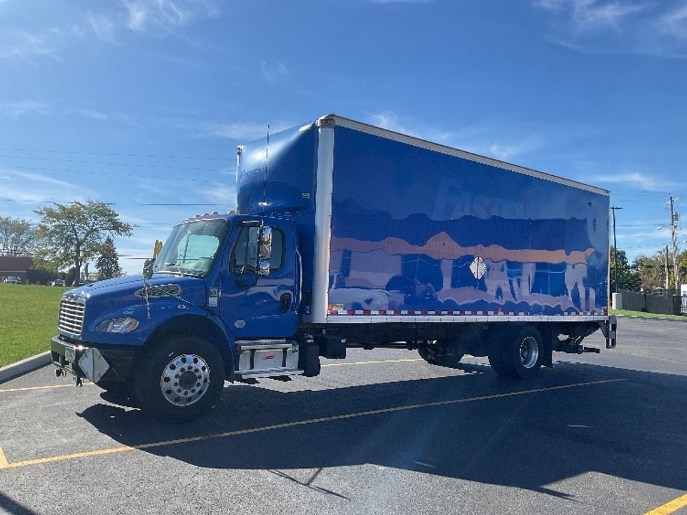Medium Duty Box Truck-Light and Medium Duty Trucks-Freightliner-2022-M2-Akron-OH-196,223\n\t\tmiles-$ 50,750 - Image 3