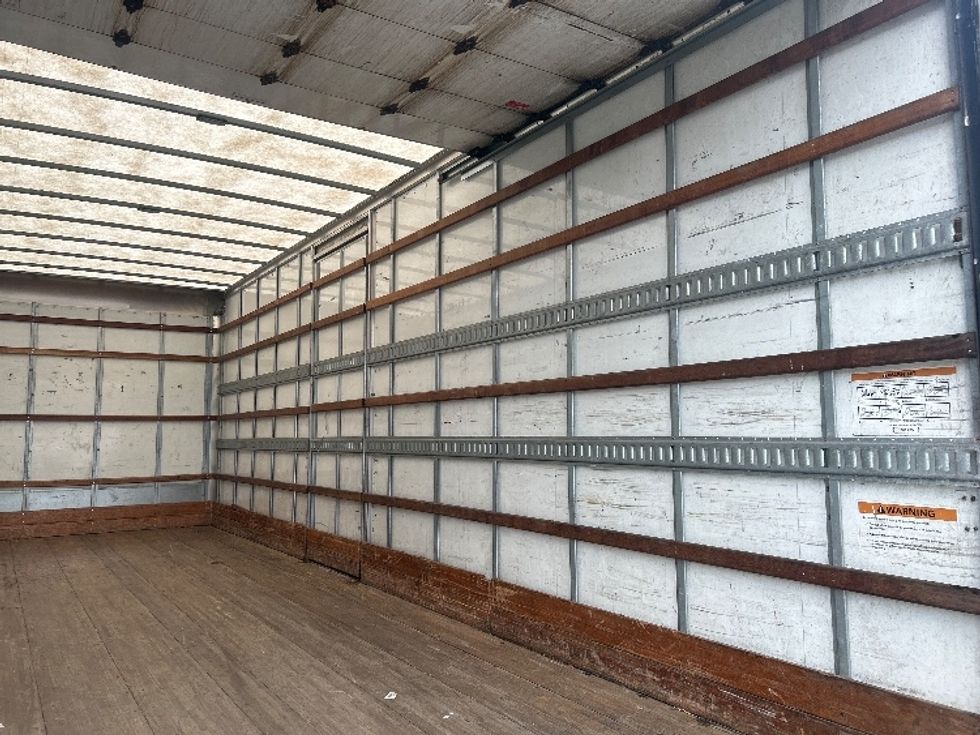 Medium Duty Box Truck-Light and Medium Duty Trucks-Freightliner-2022-M2-Akron-OH-198,937\n\t\tmiles-$ 57,750 - Image 12