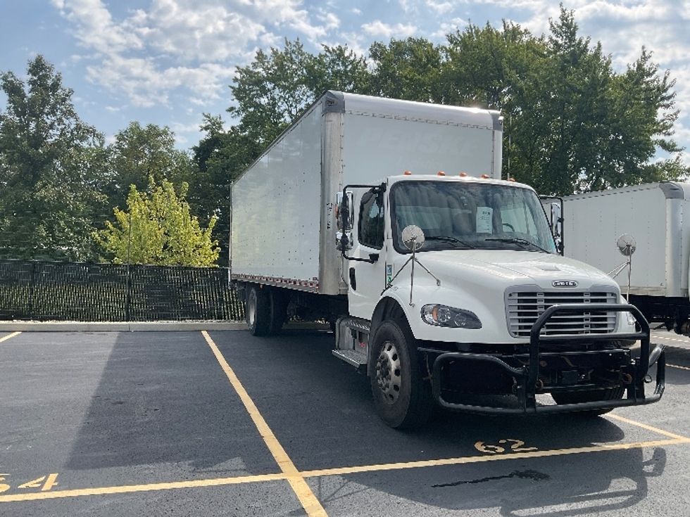 Medium Duty Box Truck-Light and Medium Duty Trucks-Freightliner-2022-M2-Akron-OH-200,673\n\t\tmiles-$ 49,750 - Image 1