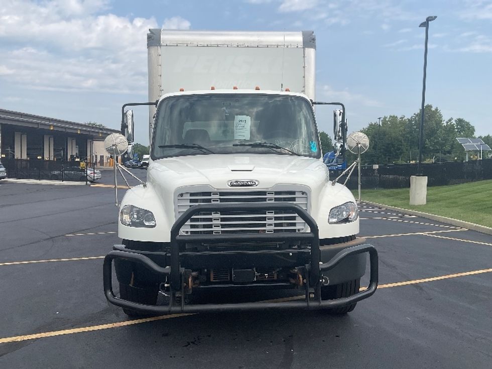 Medium Duty Box Truck-Light and Medium Duty Trucks-Freightliner-2022-M2-Akron-OH-200,673\n\t\tmiles-$ 49,750 - Image 2