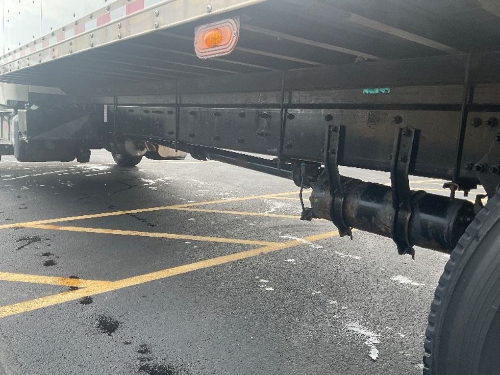 Medium Duty Box Truck-Light and Medium Duty Trucks-Freightliner-2022-M2-Akron-OH-200,673\n\t\tmiles-$ 49,750 - Image 5