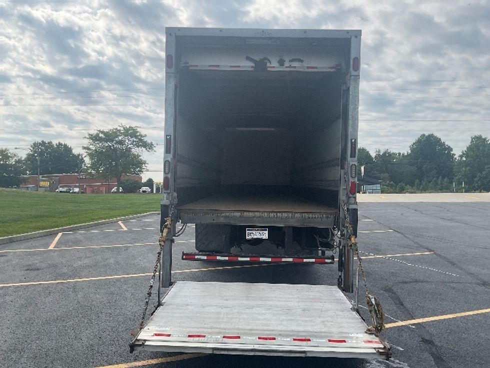 Medium Duty Box Truck-Light and Medium Duty Trucks-Freightliner-2022-M2-Akron-OH-200,673\n\t\tmiles-$ 49,750 - Image 9