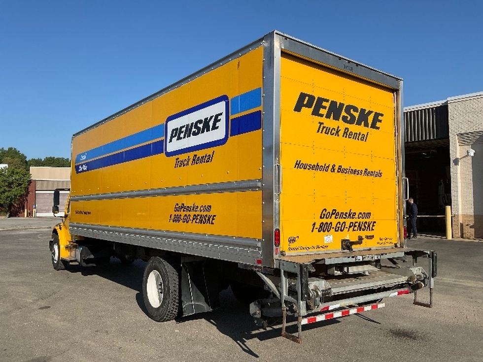 Medium Duty Box Truck-Light and Medium Duty Trucks-Freightliner-2022-M2-Akron-OH-209,615\n\t\tmiles-$ 54,750 - Image 6