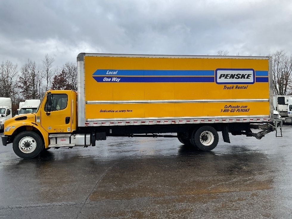 Medium Duty Box Truck-Light and Medium Duty Trucks-Freightliner-2022-M2-Akron-OH-218,946\n\t\tmiles-$ 53,750 - Image 4
