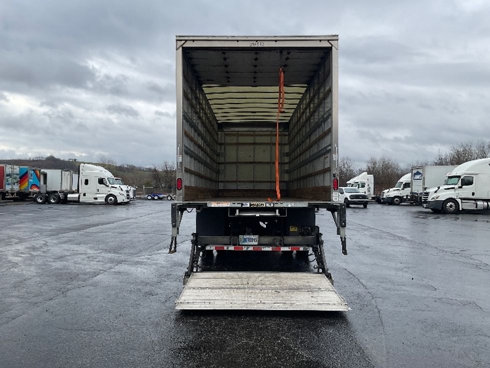Medium Duty Box Truck-Light and Medium Duty Trucks-Freightliner-2022-M2-Akron-OH-218,946\n\t\tmiles-$ 53,750 - Image 9