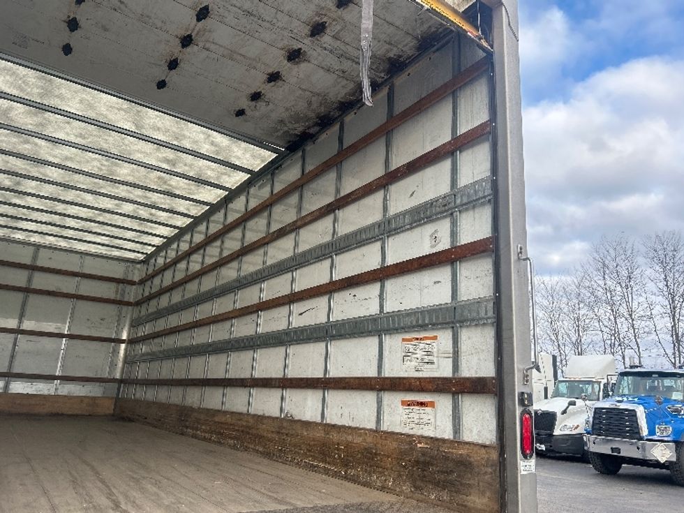 Medium Duty Box Truck-Light and Medium Duty Trucks-Freightliner-2022-M2-Akron-OH-223,847\n\t\tmiles-$ 53,000 - Image 12