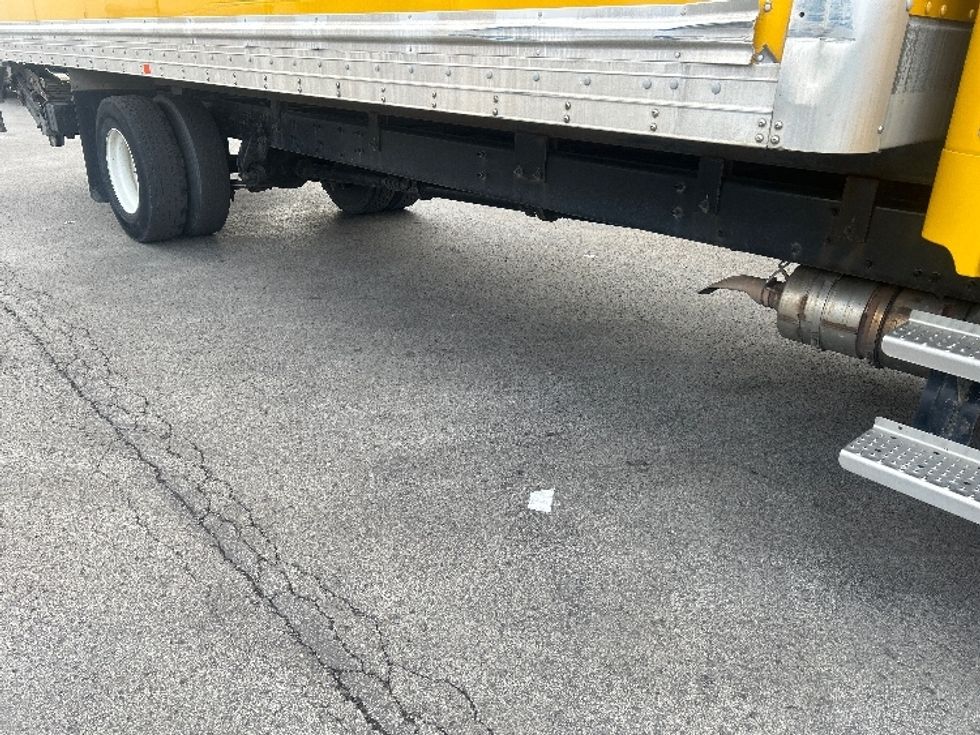 Medium Duty Box Truck-Light and Medium Duty Trucks-Freightliner-2022-M2-Akron-OH-223,847\n\t\tmiles-$ 53,000 - Image 14