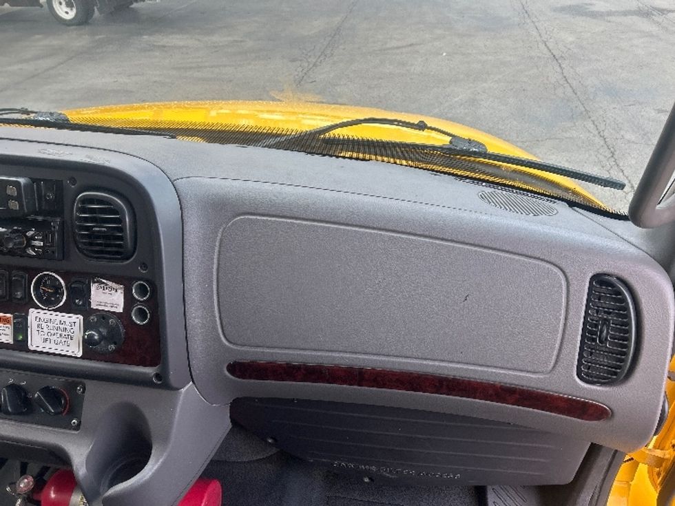 Medium Duty Box Truck-Light and Medium Duty Trucks-Freightliner-2022-M2-Akron-OH-223,847\n\t\tmiles-$ 53,000 - Image 21