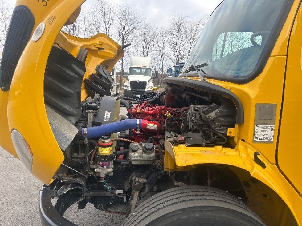 Medium Duty Box Truck-Light and Medium Duty Trucks-Freightliner-2022-M2-Akron-OH-223,847\n\t\tmiles-$ 53,000 - Image 24