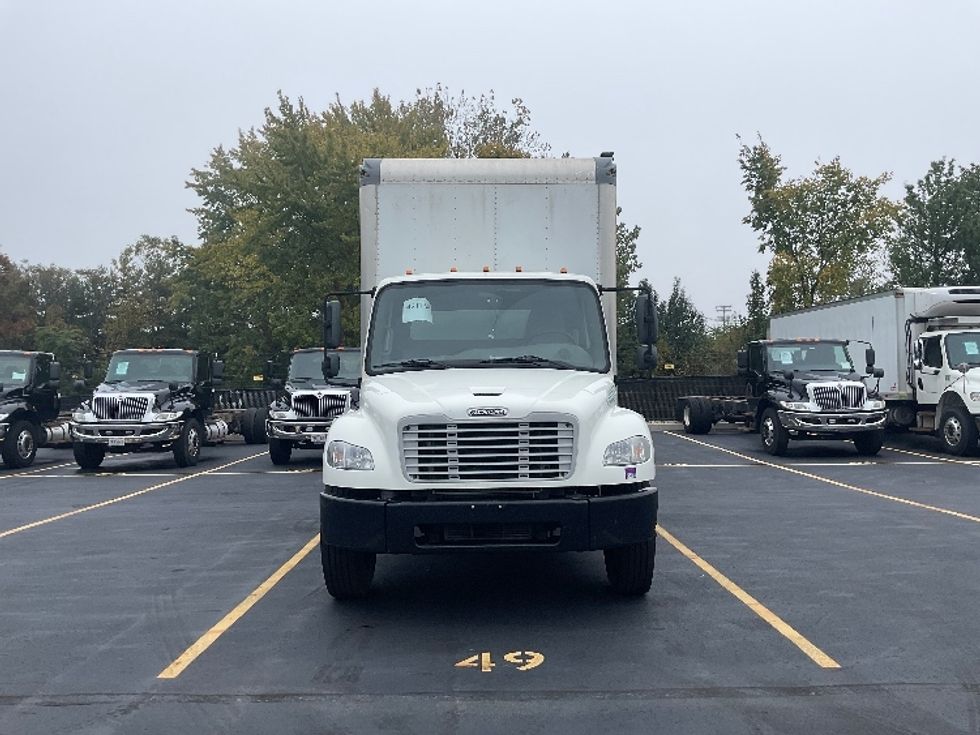 Medium Duty Box Truck-Light and Medium Duty Trucks-Freightliner-2022-M2-Akron-OH-241,286\n\t\tmiles-$ 55,750 - Image 2