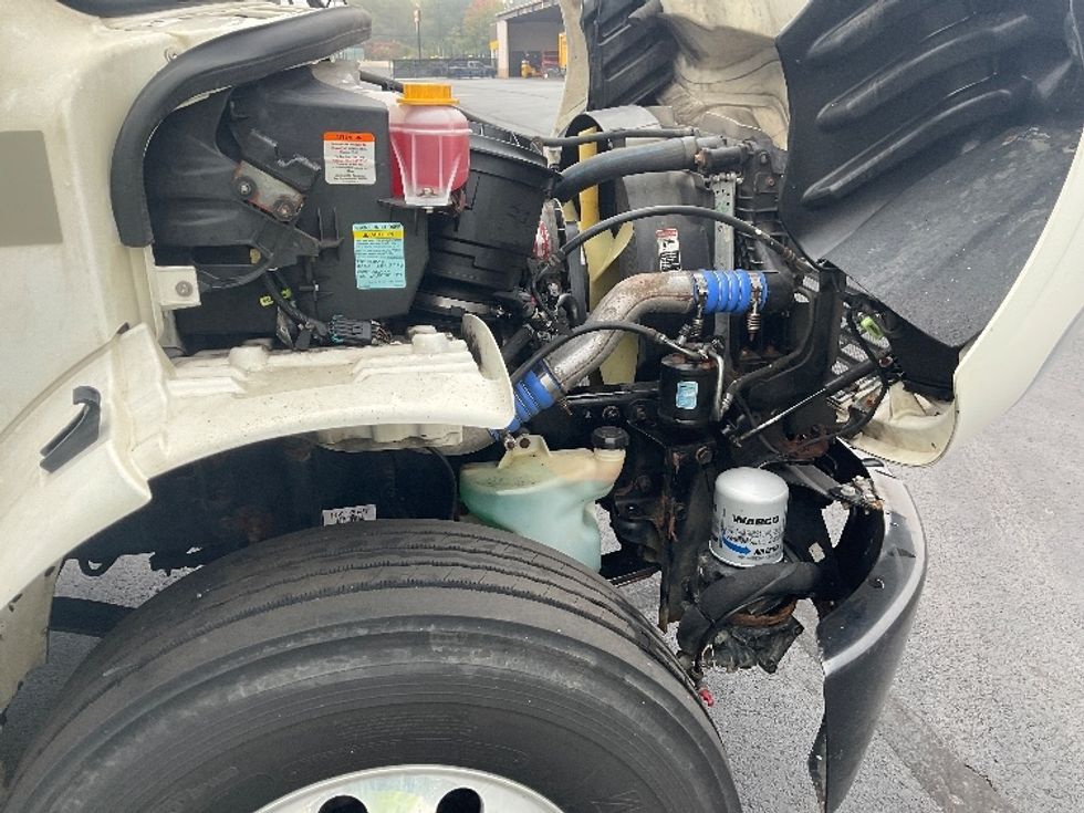 Medium Duty Box Truck-Light and Medium Duty Trucks-Freightliner-2022-M2-Akron-OH-241,286\n\t\tmiles-$ 55,750 - Image 23