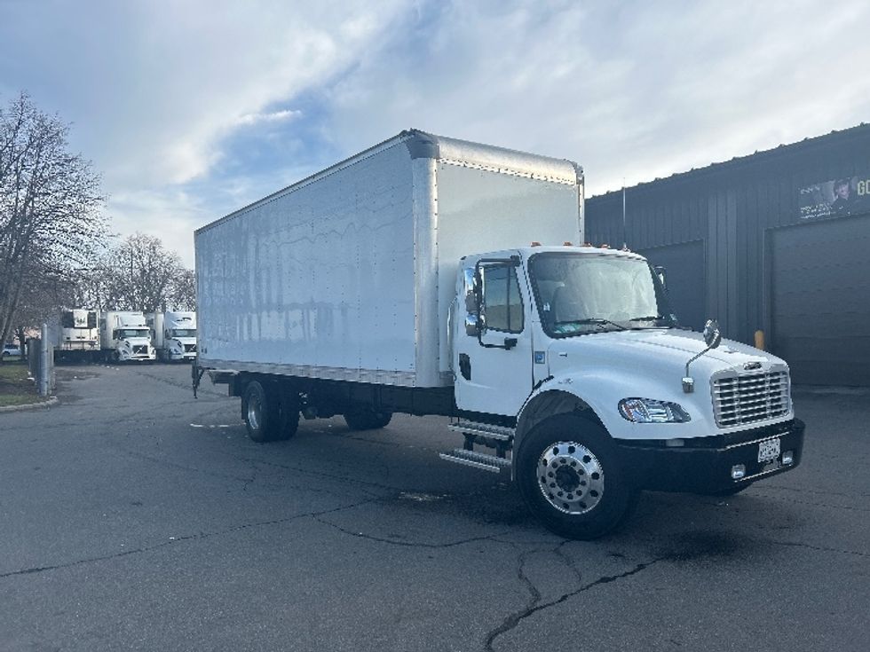 Medium Duty Box Truck-Light and Medium Duty Trucks-Freightliner-2022-M2-Albany-NY-118,937\n\t\tmiles-$ 69,250 - Image 1