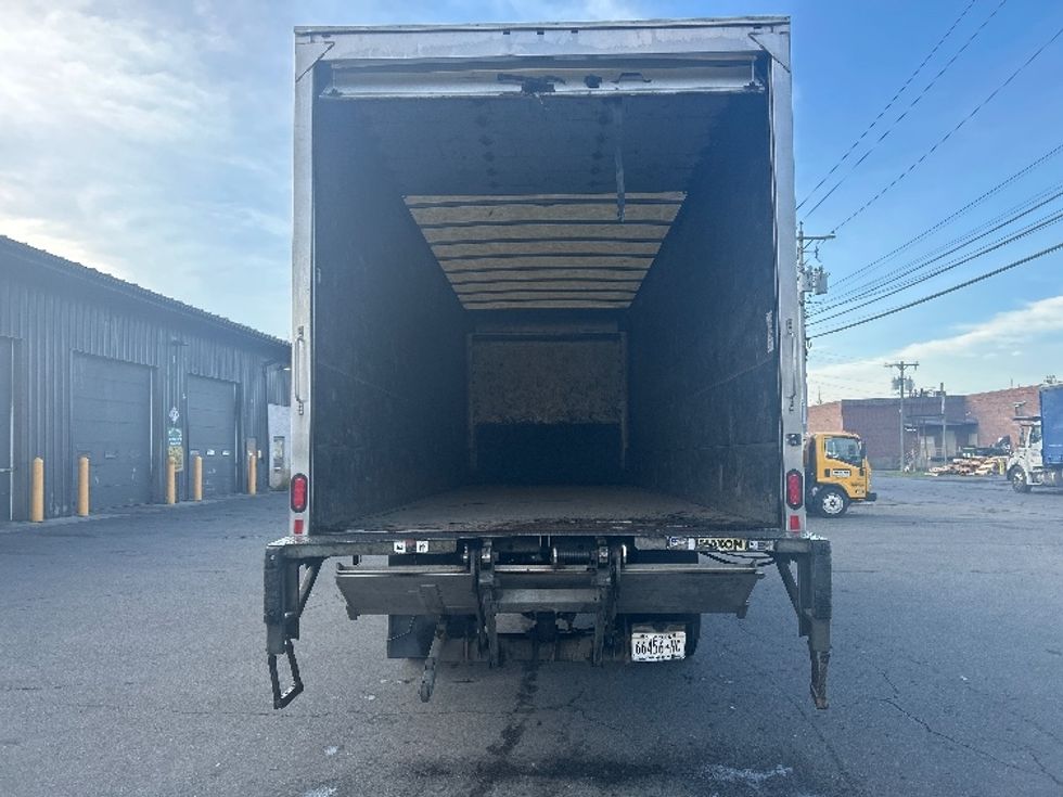 Medium Duty Box Truck-Light and Medium Duty Trucks-Freightliner-2022-M2-Albany-NY-118,937\n\t\tmiles-$ 69,250 - Image 8