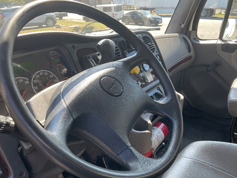 Medium Duty Box Truck-Light and Medium Duty Trucks-Freightliner-2022-M2-Albany-NY-158,488\n\t\tmiles-$ 52,500 - Image 18