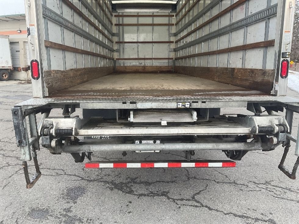 Medium Duty Box Truck-Light and Medium Duty Trucks-Freightliner-2022-M2-Albany-NY-175,428\n\t\tmiles-$ 48,000 - Image 10
