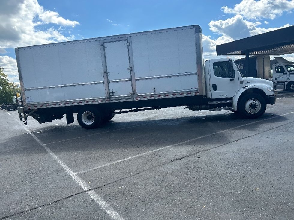 Medium Duty Box Truck-Light and Medium Duty Trucks-Freightliner-2022-M2-Albany-NY-185,071\n\t\tmiles-$ 65,250 - Image 14