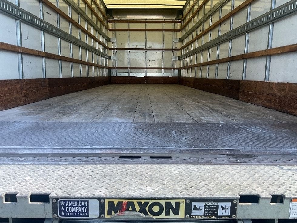 Medium Duty Box Truck-Light and Medium Duty Trucks-Freightliner-2022-M2-Alexandria-VA-256,489\n\t\tmiles-$ 47,250 - Image 10