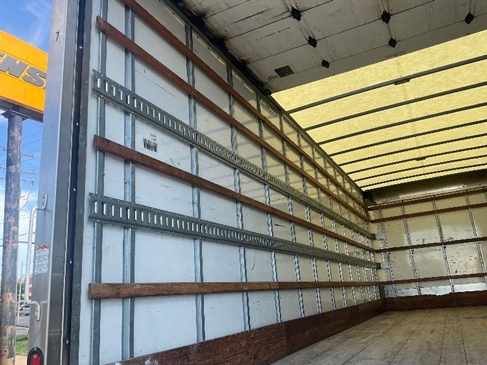 Medium Duty Box Truck-Light and Medium Duty Trucks-Freightliner-2022-M2-Alexandria-VA-256,489\n\t\tmiles-$ 47,250 - Image 11