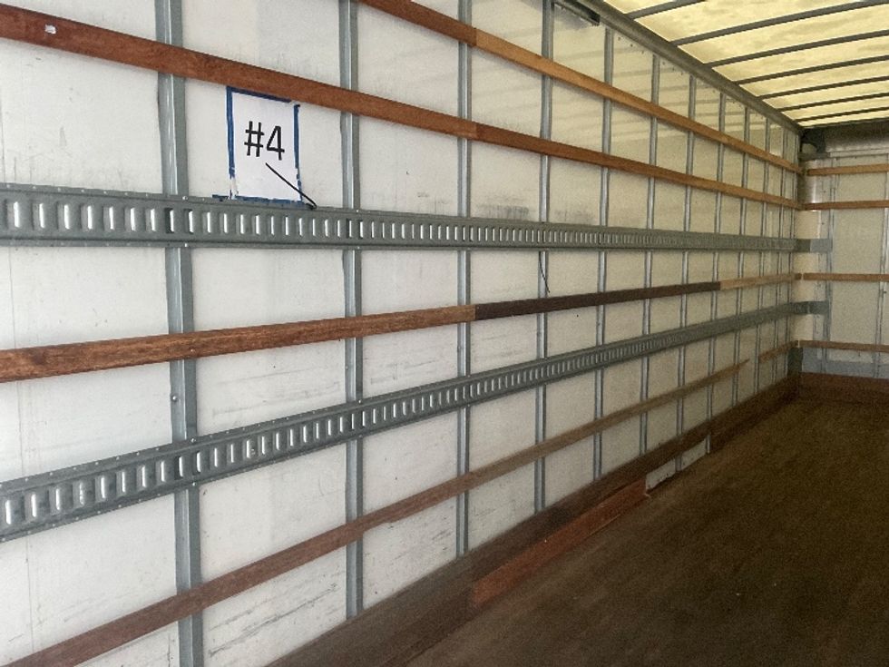 Medium Duty Box Truck-Light and Medium Duty Trucks-Freightliner-2022-M2-Allen Park-MI-82,600\n\t\tmiles-$ 76,000 - Image 11