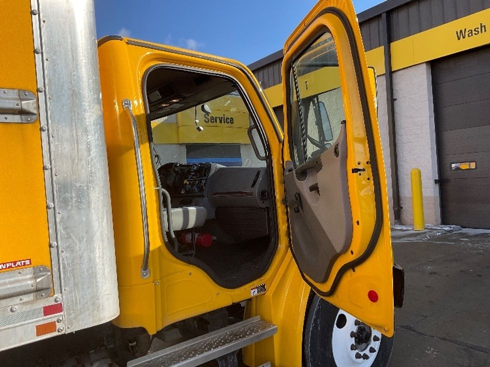 Medium Duty Box Truck-Light and Medium Duty Trucks-Freightliner-2022-M2-Allen Park-MI-82,600\n\t\tmiles-$ 76,000 - Image 20