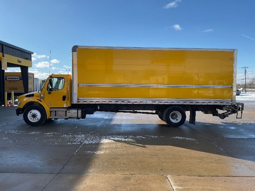 Medium Duty Box Truck-Light and Medium Duty Trucks-Freightliner-2022-M2-Allen Park-MI-82,600\n\t\tmiles-$ 76,000 - Image 4