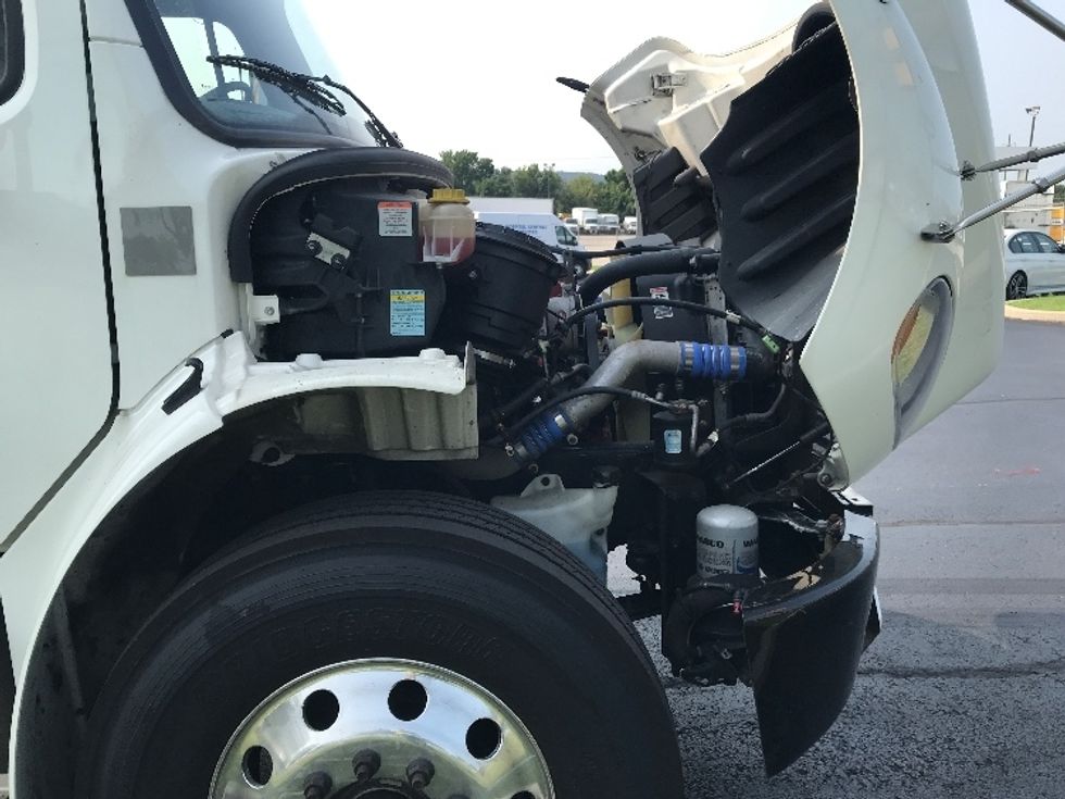 Medium Duty Box Truck-Light and Medium Duty Trucks-Freightliner-2022-M2-Allentown-PA-107,566\n\t\tmiles-$ 75,000 - Image 23