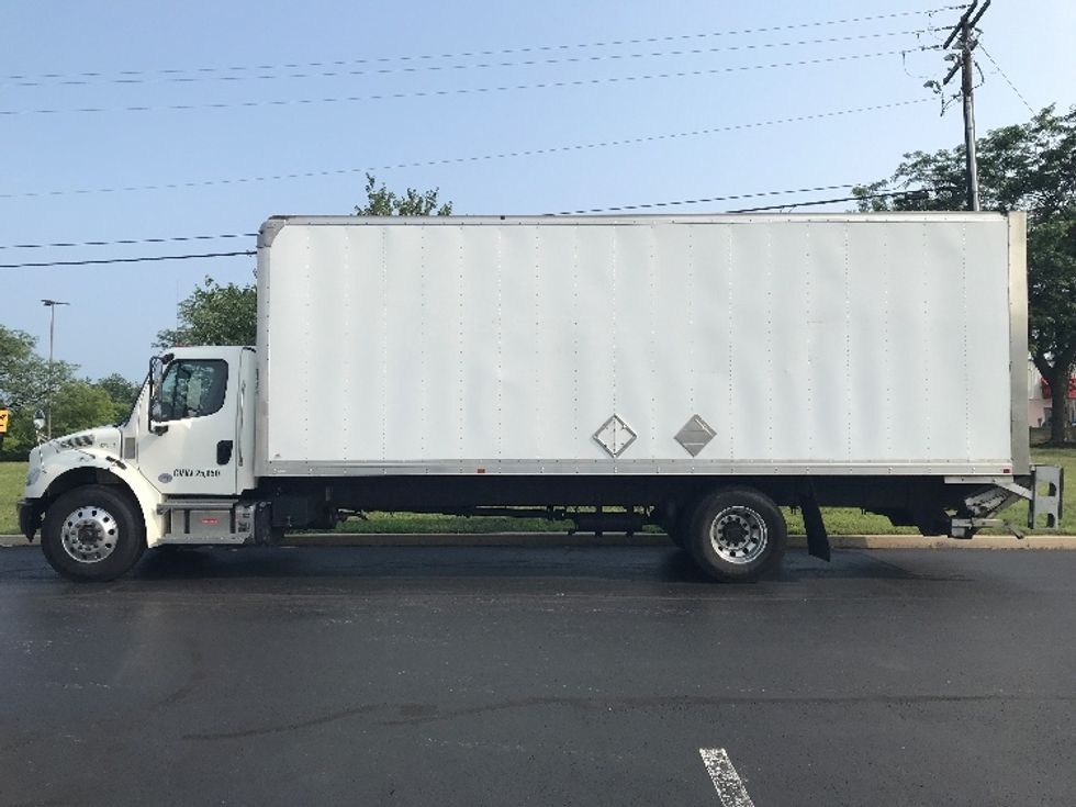 Medium Duty Box Truck-Light and Medium Duty Trucks-Freightliner-2022-M2-Allentown-PA-107,566\n\t\tmiles-$ 75,000 - Image 4