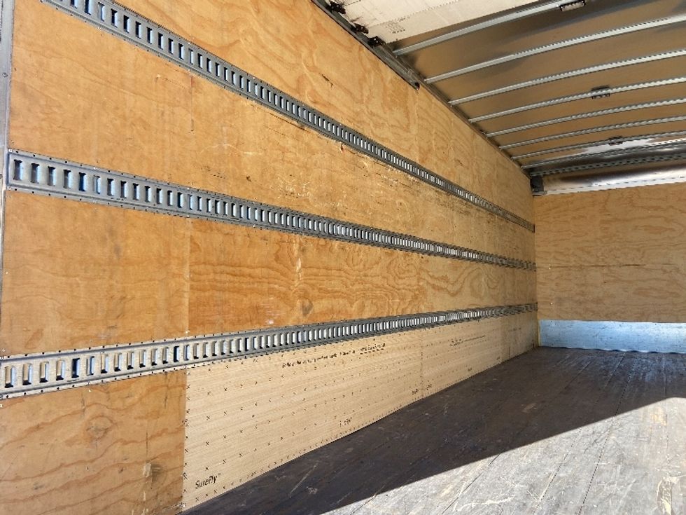 Medium Duty Box Truck-Light and Medium Duty Trucks-Freightliner-2022-M2-Arlington-TX-319,583\n\t\tmiles-$ 36,500 - Image 11