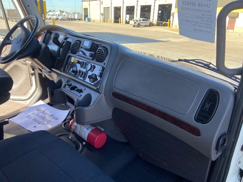Medium Duty Box Truck-Light and Medium Duty Trucks-Freightliner-2022-M2-Arlington-TX-319,583\n\t\tmiles-$ 36,500 - Image 21