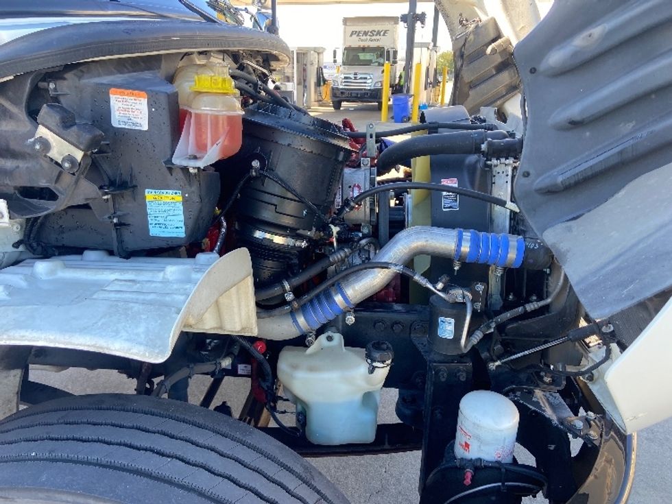 Medium Duty Box Truck-Light and Medium Duty Trucks-Freightliner-2022-M2-Arlington-TX-319,583\n\t\tmiles-$ 36,500 - Image 23